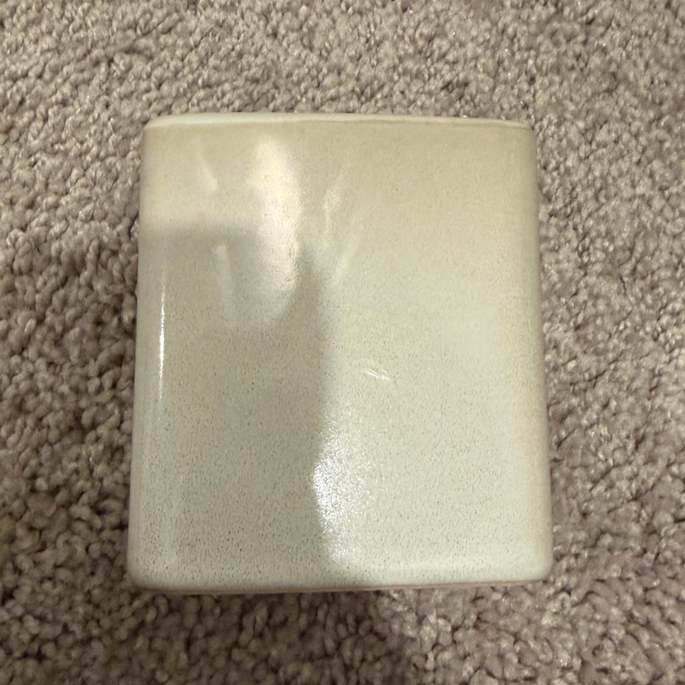 H&M Home Vanity container